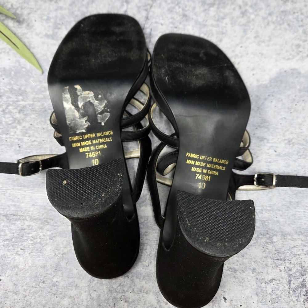 Vintage 90s 00s Unlisted | Black Strappy Heeled Sandals Size 10 - Picture 10 of 12
